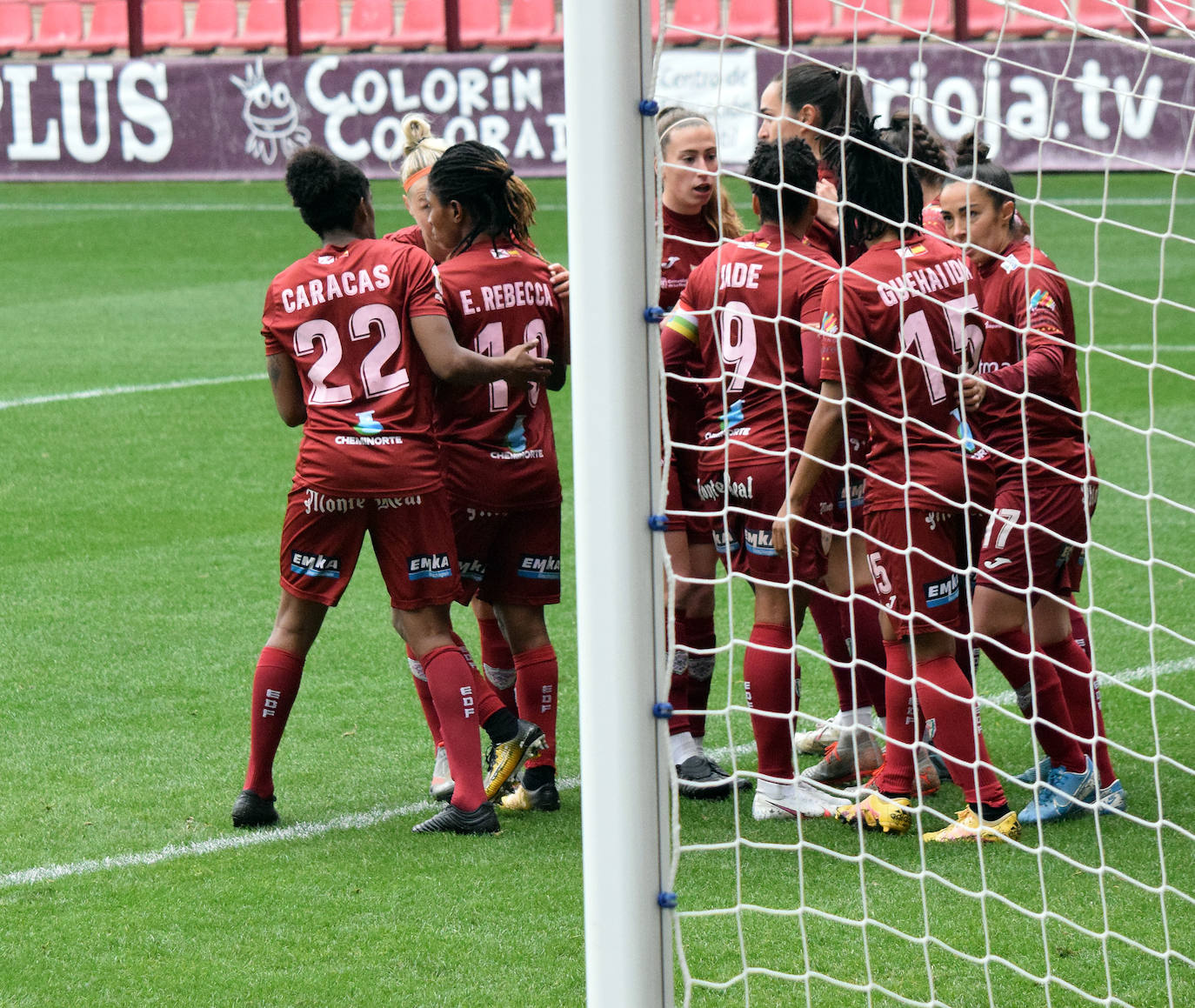 Fotos: Las imágenes del empate entre el EDF Logroño y el Madrid CFF