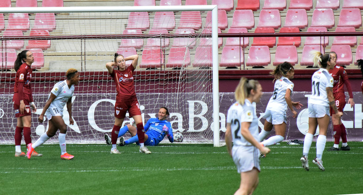 Fotos: Las imágenes del empate entre el EDF Logroño y el Madrid CFF