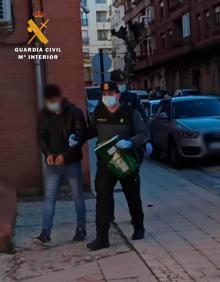 Imagen secundaria 2 - Detenidos en La Rioja dos violentos atracadores que se encontraban en busca y captura