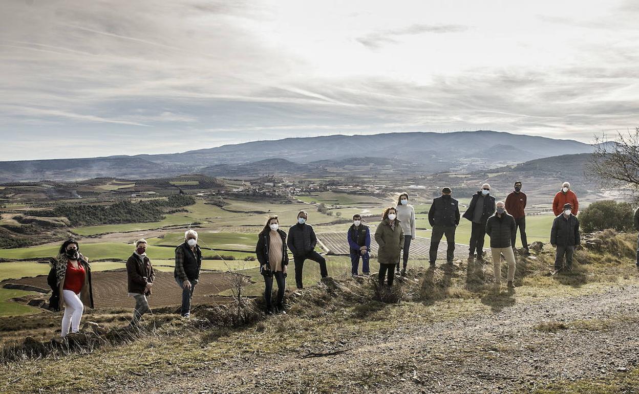 Los valles de Ocón y Jubera crean una plataforma contra la 'electrificación'