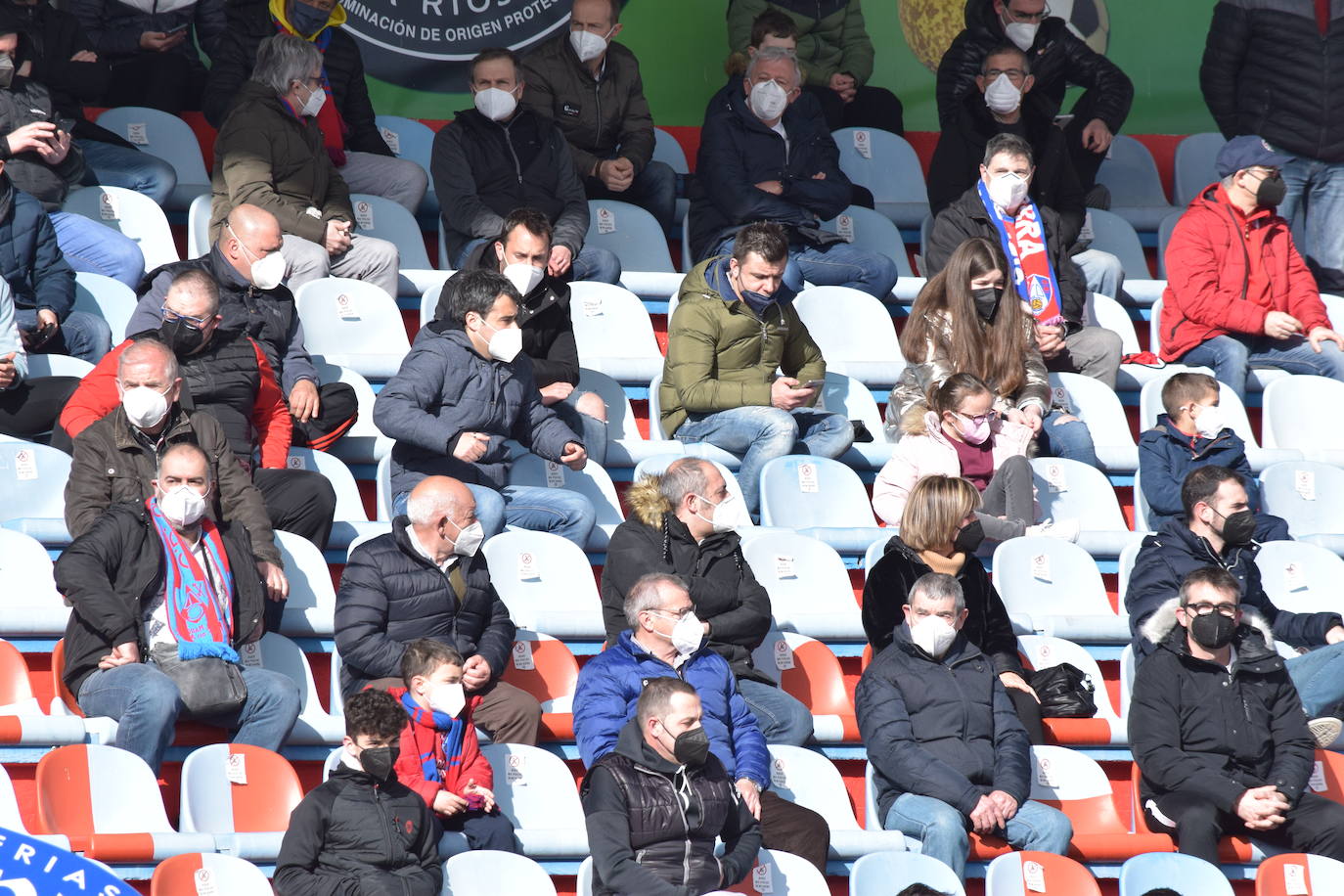 Fotos: La goleada del Calahorra sobre el Osasuna B, en imágenes