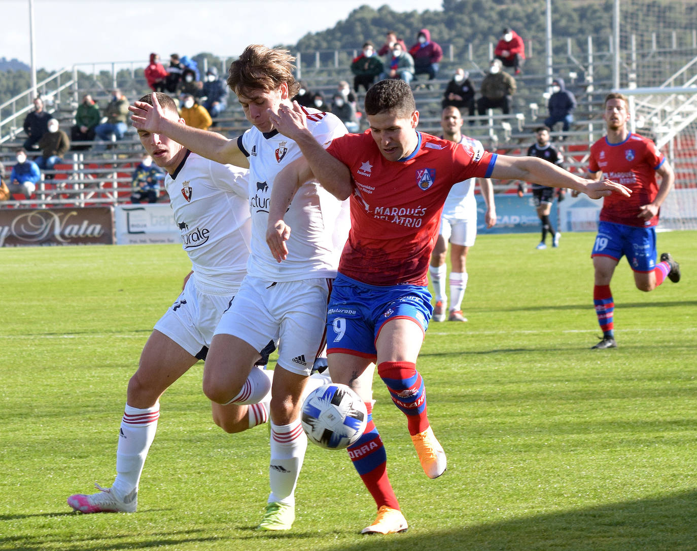 Fotos: La goleada del Calahorra sobre el Osasuna B, en imágenes