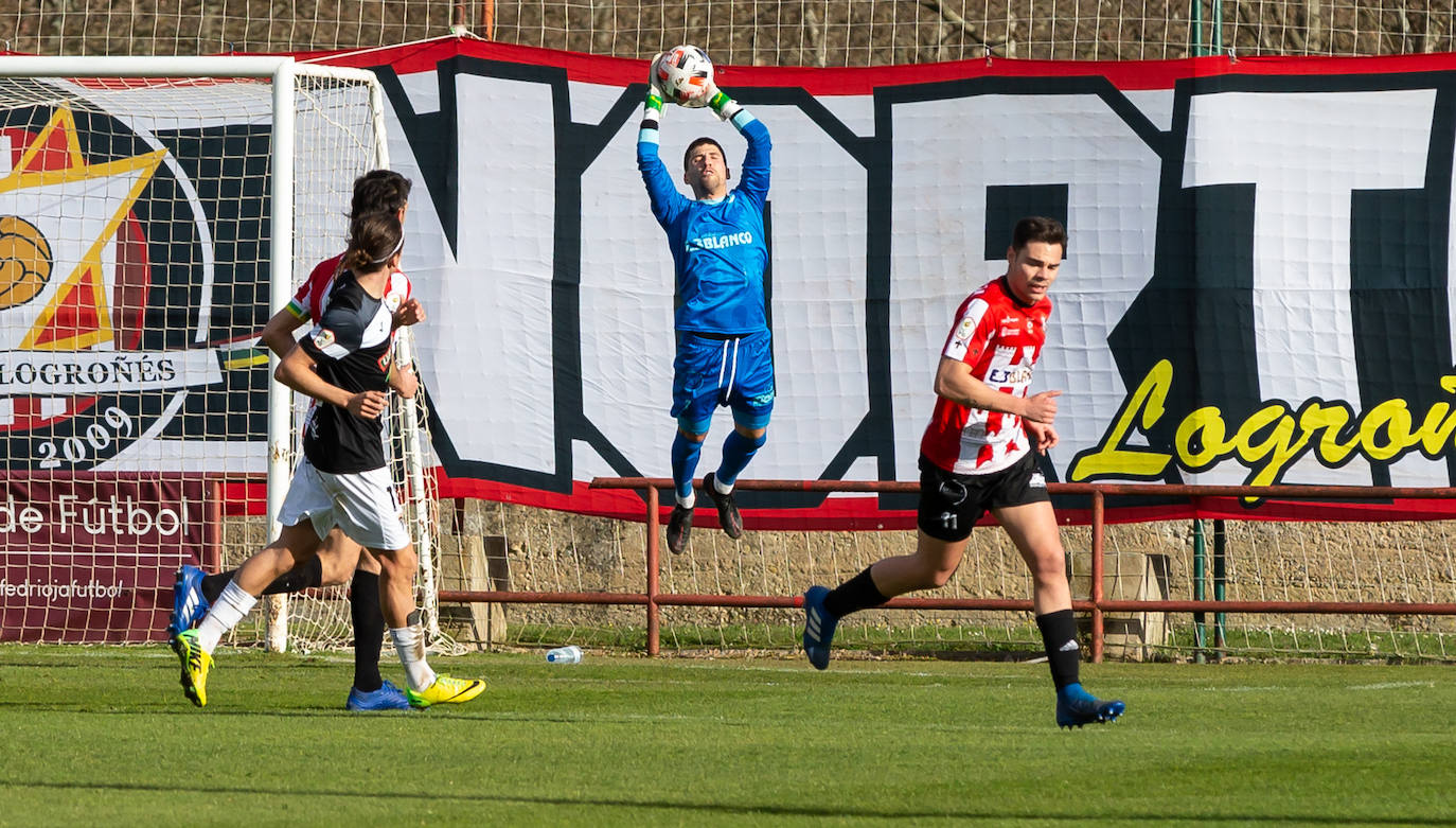 Fotos: Las imágenes de la goleada del Tudelano a la SD Logroñés