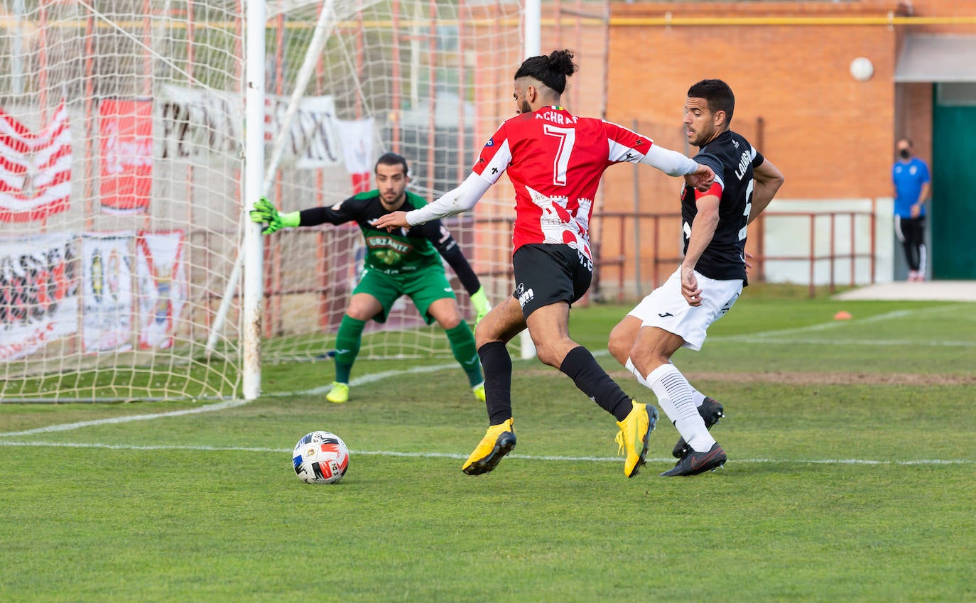 Fotos: Las imágenes de la goleada del Tudelano a la SD Logroñés
