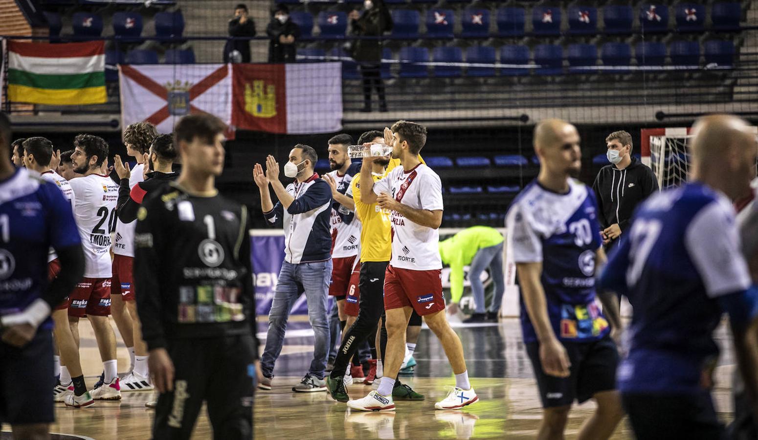 Fotos: El Logroño se hace fuerte con la calma