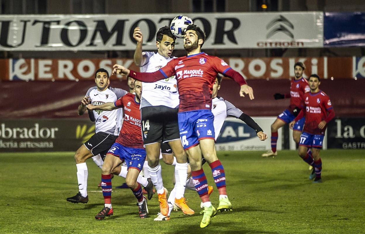 El Calahorra-Tudelano finalizó con empate. 