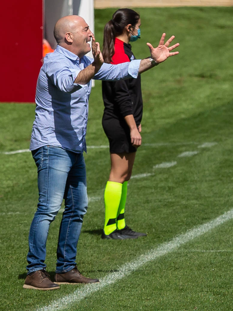 Fotos: Las imágenes de la victoria del EDF Logroño ante el Deportivo