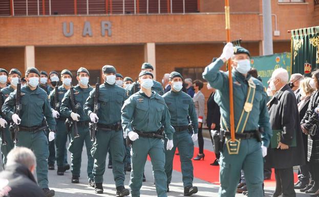 Homenaje a Gayoso en el acuartelamiento de Duques de Nájera. 