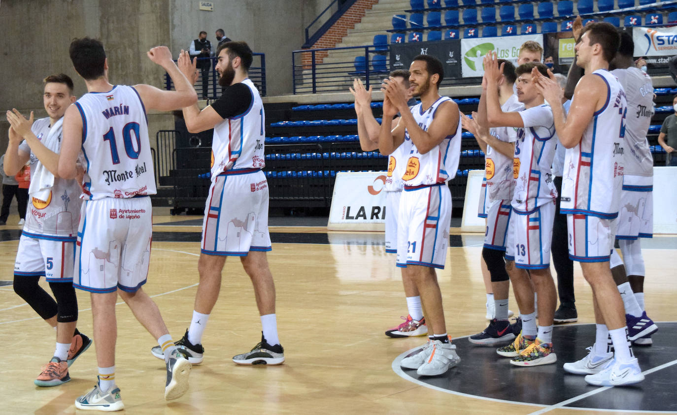 Fotos: El Clavijo logra un gran triunfo frente al Marbella