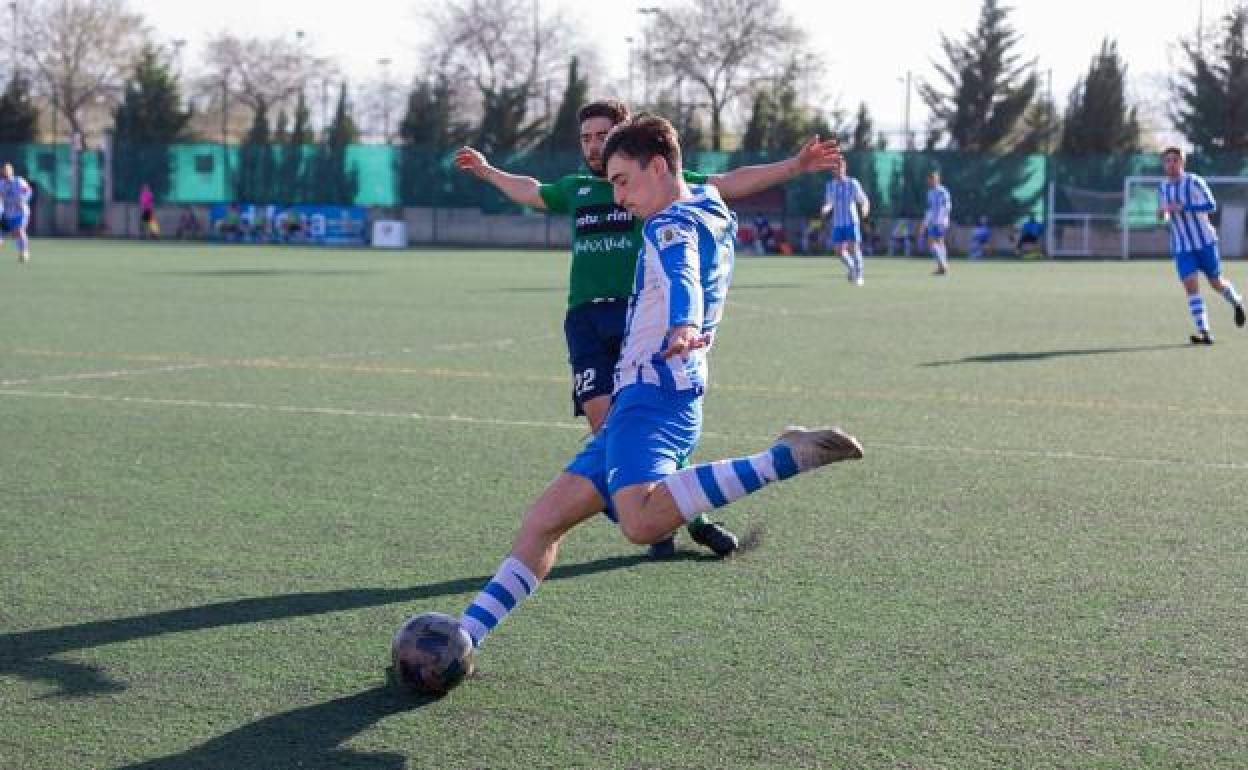 El Berceo encadena su cuarta victoria consecutiva ante una ineficaz Oyonesa