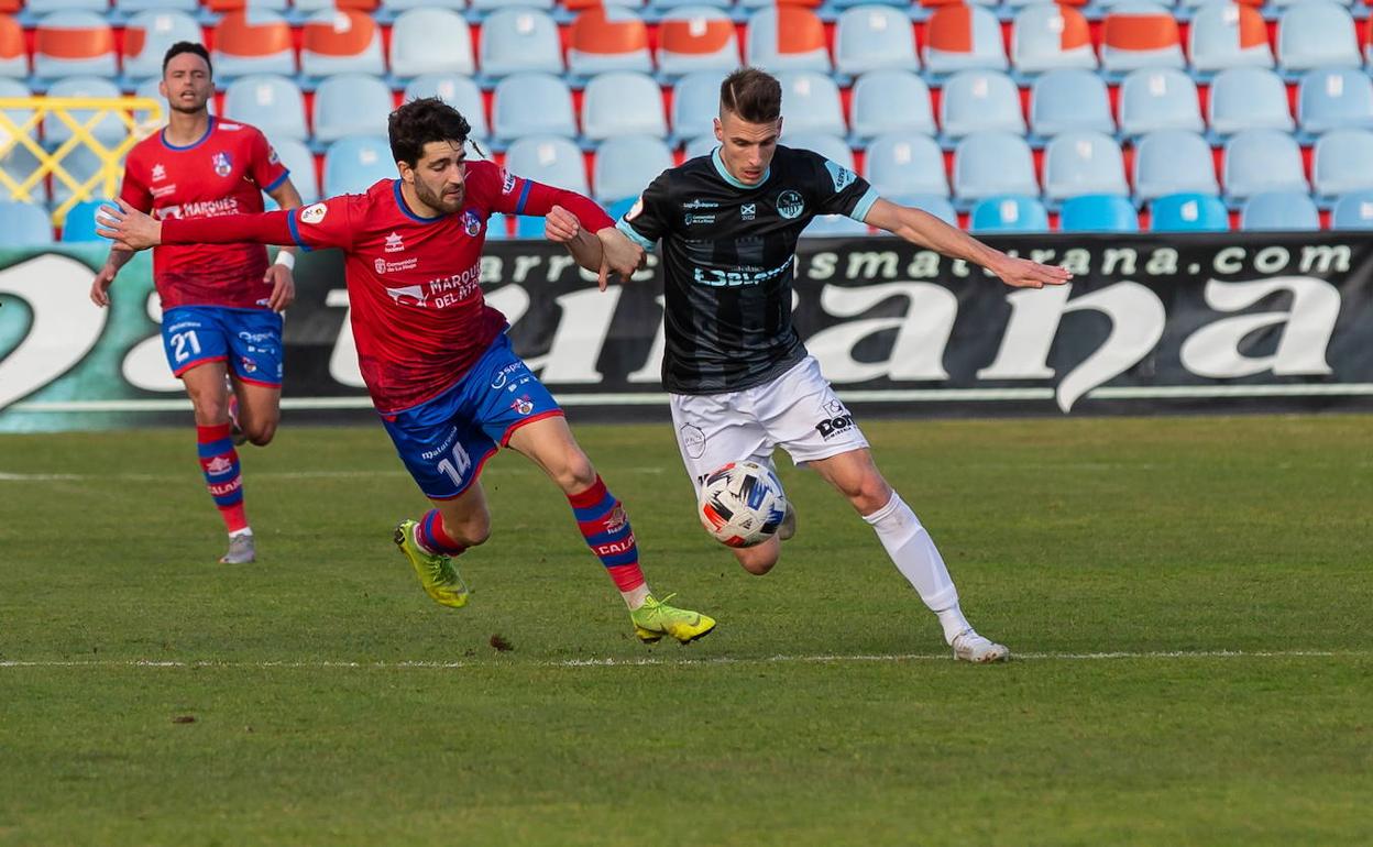 Calahorra y SDL, en el derbi que les midió en La Planilla.