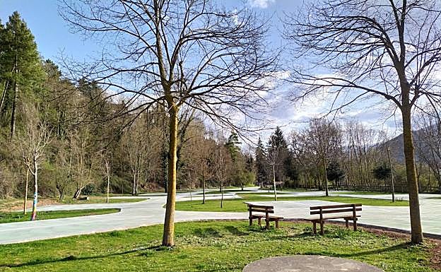 Imagen principal - Un casco urbano bonito y atractivo, una hostelería del máximo nivel y bellos rincones hacen de Ezcaray un destino interior prioritario.