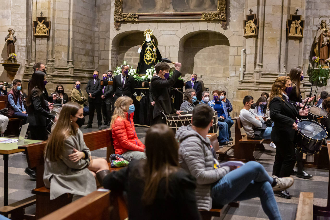 La popular y multitudinaria procesión del Encuentro fue sustituida por un acto en la iglesia de Santiago El Real por la cofradía de El Nazareno, en el que participó la banda procesional.