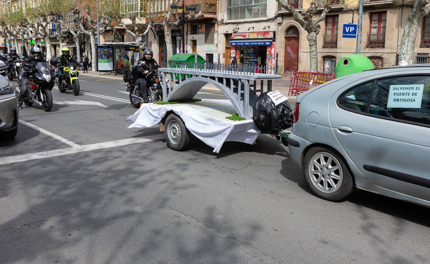 Fotos: Caravana por el viaducto San Martín de Ortigosa