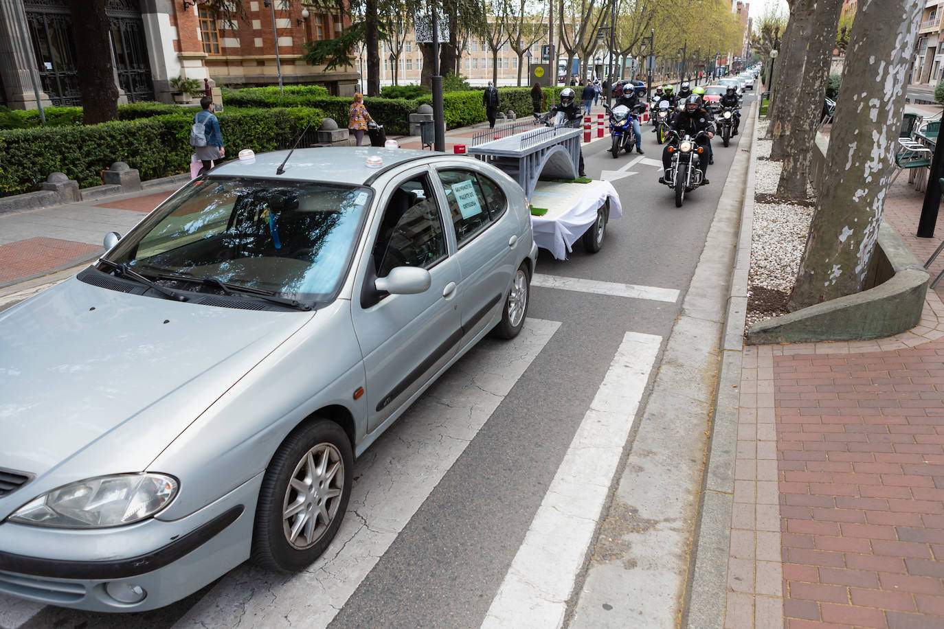 Fotos: Caravana por el viaducto San Martín de Ortigosa