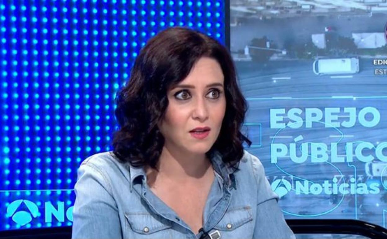 Ayuso, crítica con Abascal: «A la derecha se viene llorado de casa»