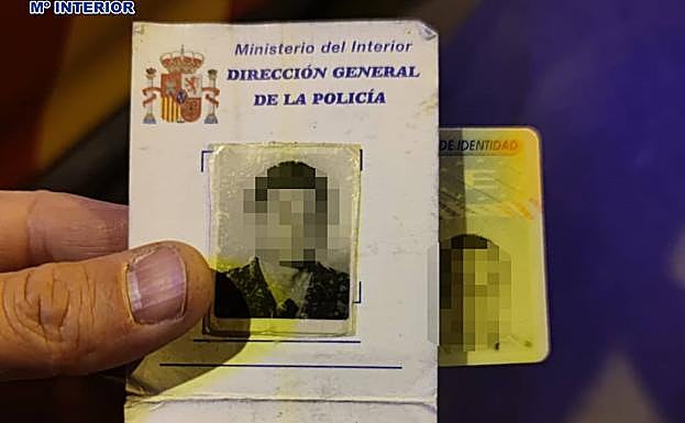 Detenido en Logroño tras hacerse pasar por agente mostrando un carné de 'Policía Infantil'