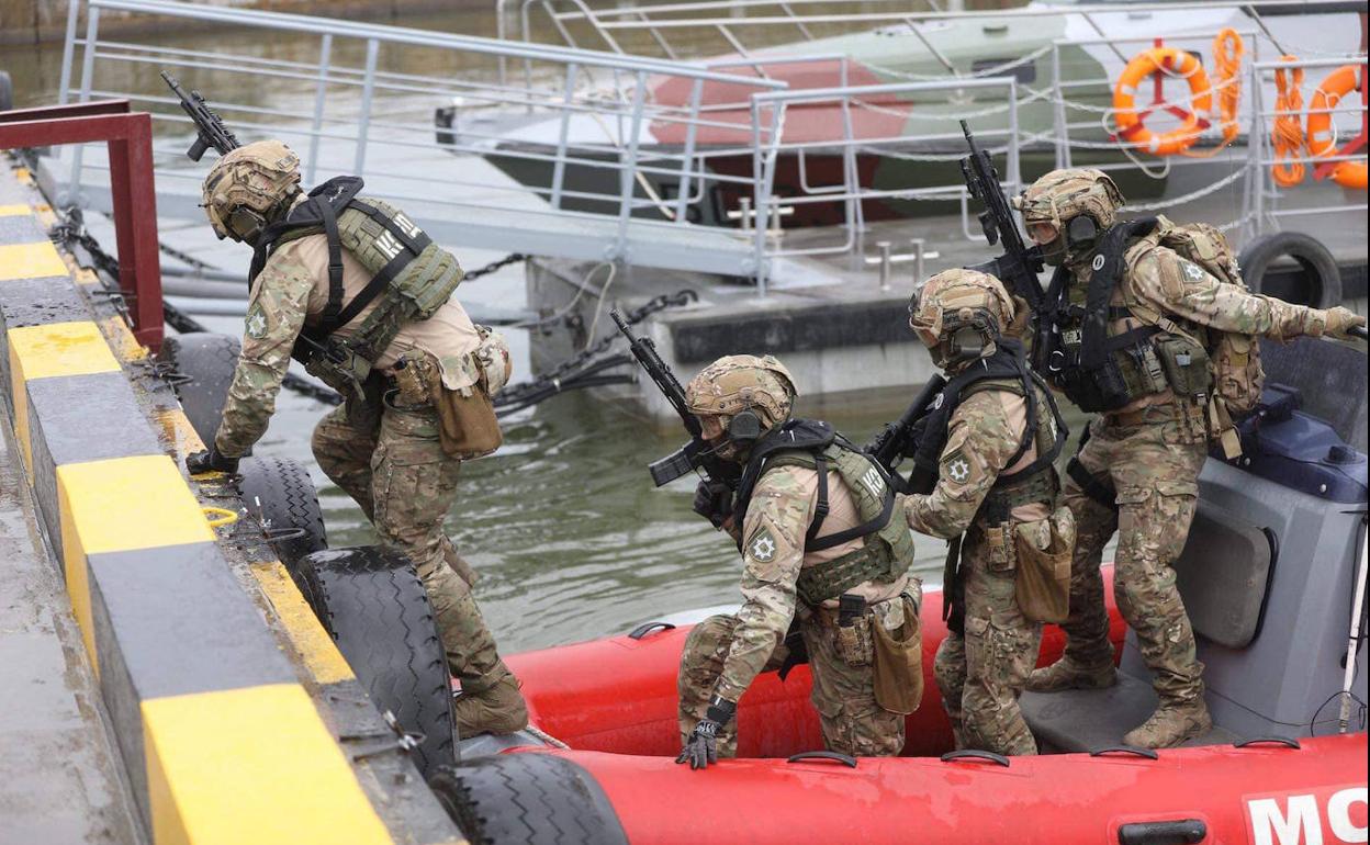 Adiestramiento de las fuerzas especiales de Ucrania.