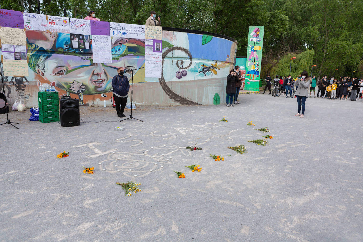 Fotos: Homenaje a Isam en el parque del Ebro