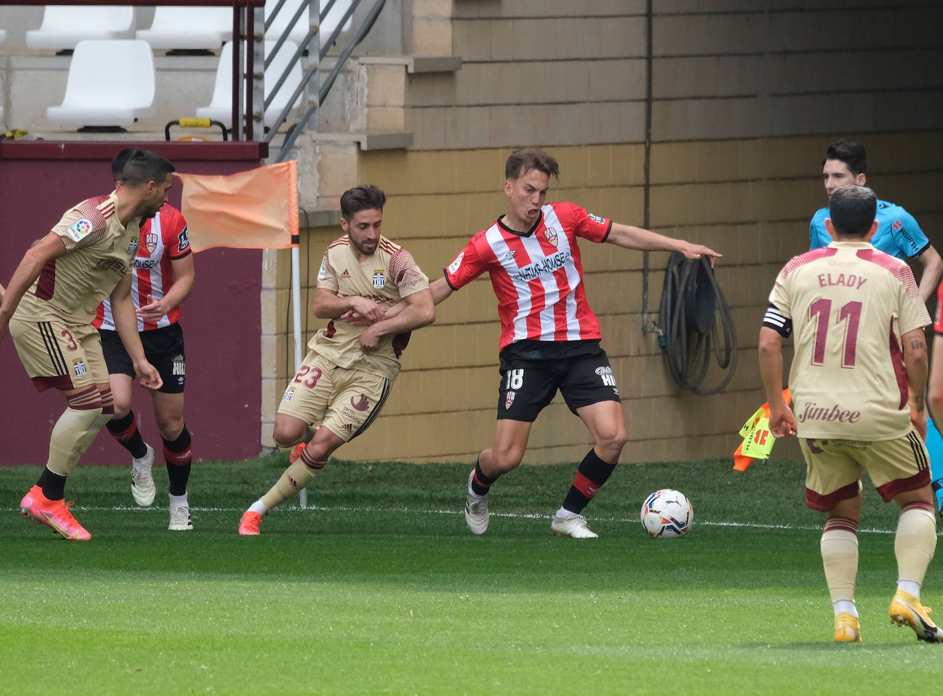 Fotos: Las imágenes de la derrota de la UD Logroñés ante el Cartagena