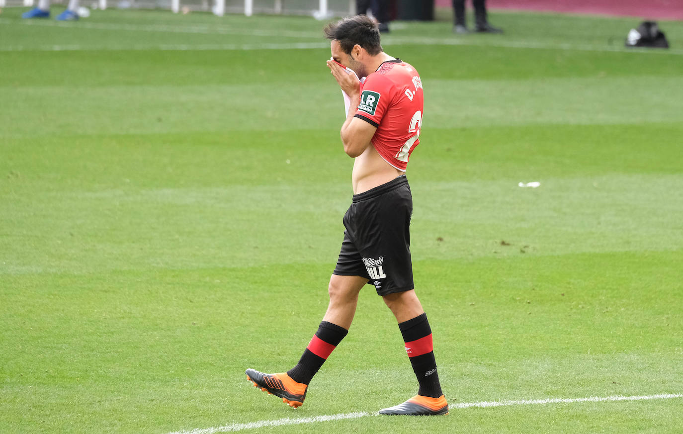 Fotos: Las imágenes de la derrota de la UD Logroñés ante el Cartagena