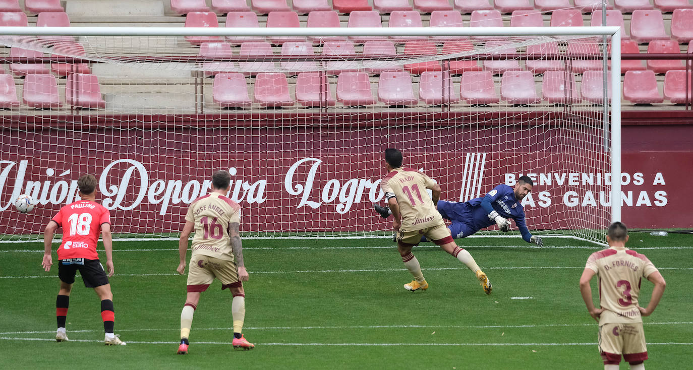 Fotos: Las imágenes de la derrota de la UD Logroñés ante el Cartagena