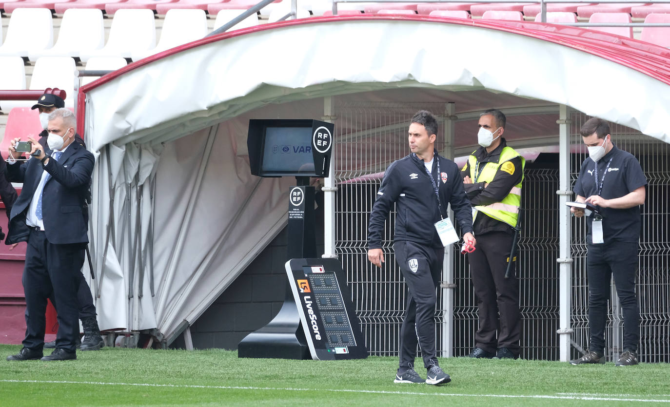 Fotos: Las imágenes de la derrota de la UD Logroñés ante el Cartagena