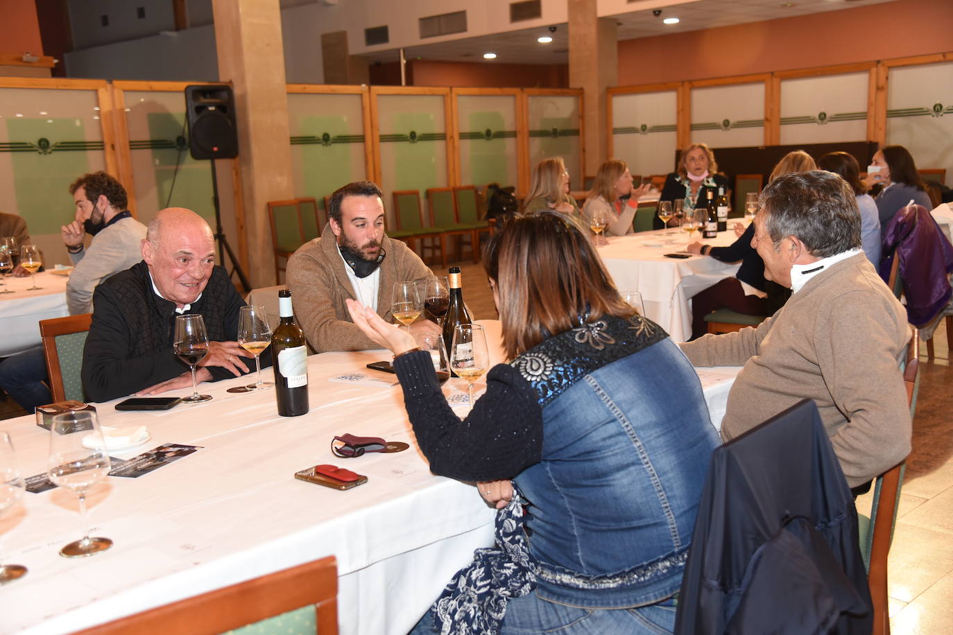 Entrega de premios a los ganadores del Torneo Viña Ijalba, de la Liga de Golf y Vino.