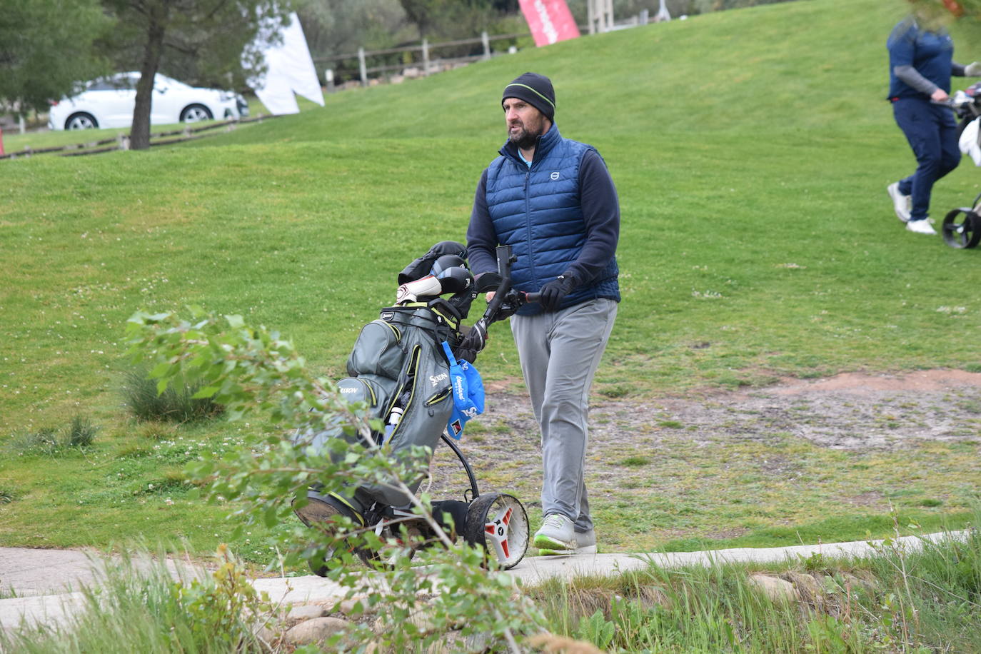 Imágenes de los jugadores durante el Torneo Viña Ibalba, de la Liga de Golf y Vino.