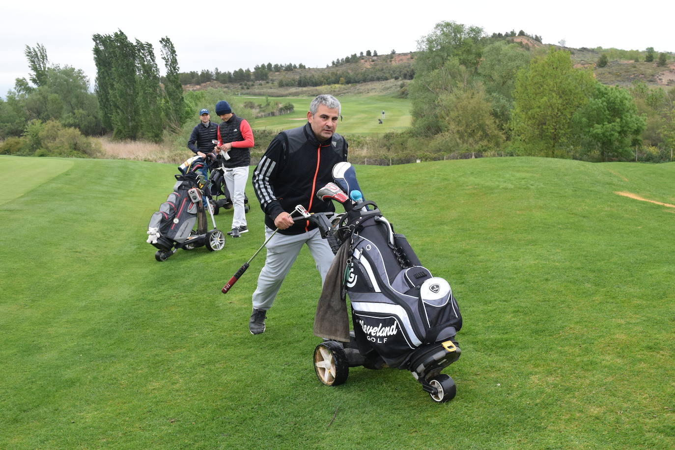 Imágenes de los jugadores durante el Torneo Viña Ibalba, de la Liga de Golf y Vino.