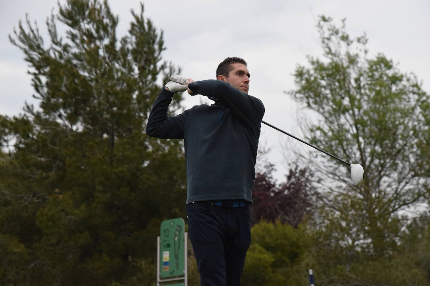 Imágenes de los jugadores durante el Torneo Viña Ibalba, de la Liga de Golf y Vino.