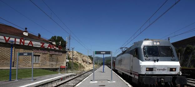 Estación de tren de Haro, de donde se aleja el proyecto de altas prestaciones. 