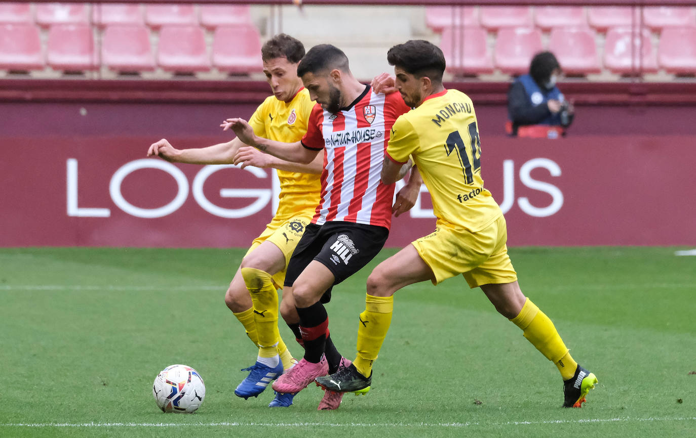 Fotos: Las imágenes de la dura derrota de la UD Logroñés ante el Girona