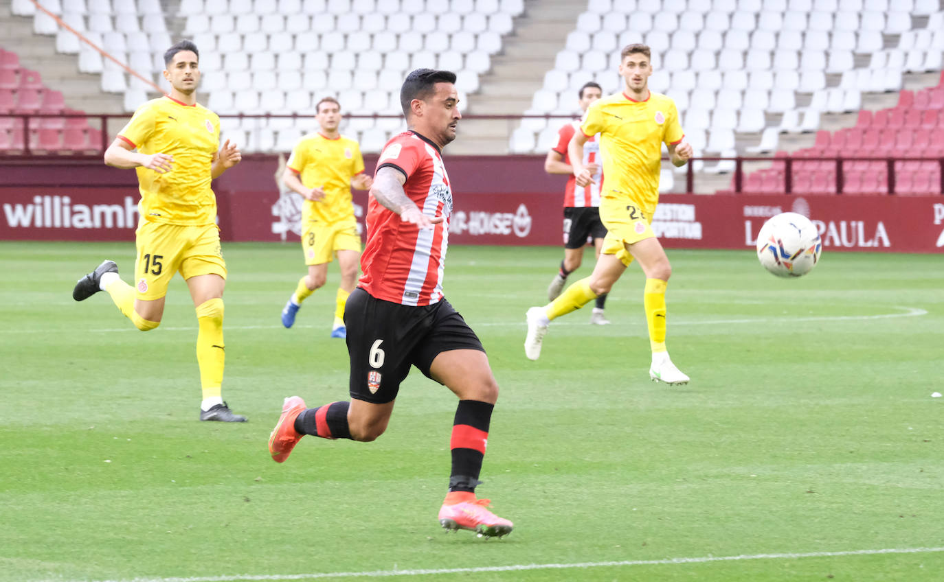 Fotos: Las imágenes de la dura derrota de la UD Logroñés ante el Girona