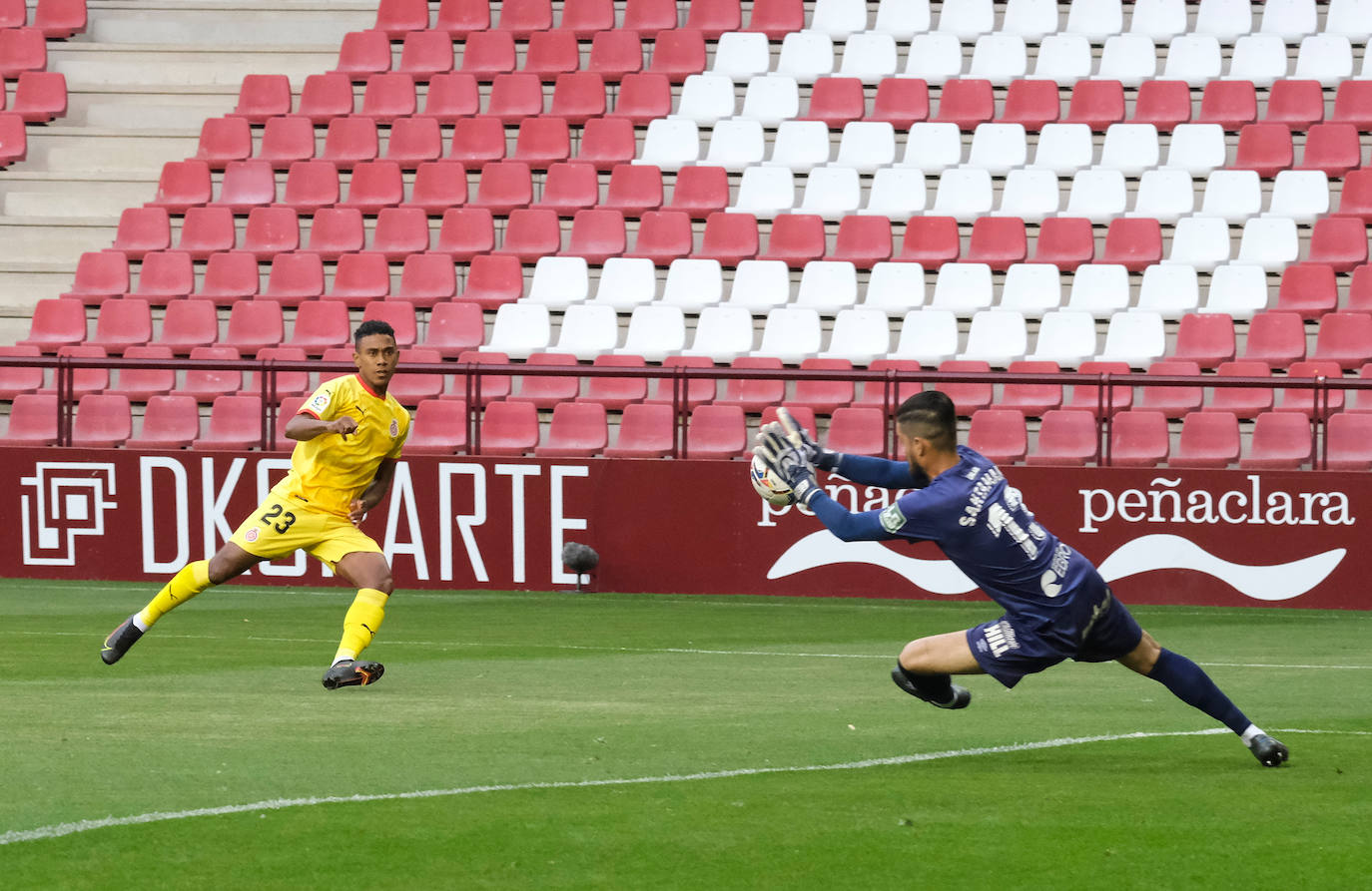 Fotos: Las imágenes de la dura derrota de la UD Logroñés ante el Girona