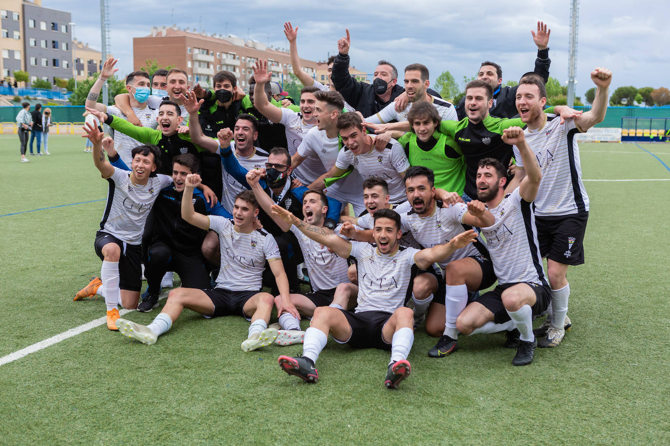 Fotos: Cara y cruz para el Racing Rioja y el Alfaro