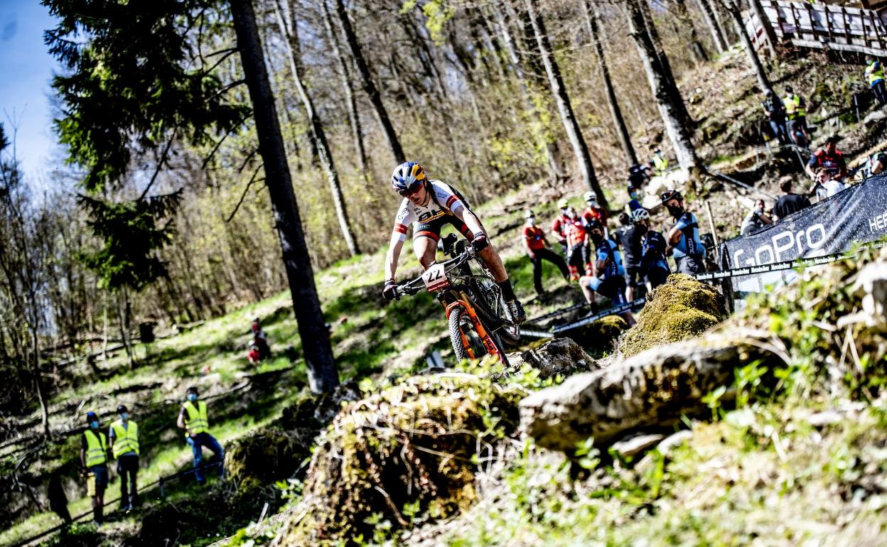 Rocío García afronta una de las bajadas del Albstadt. 