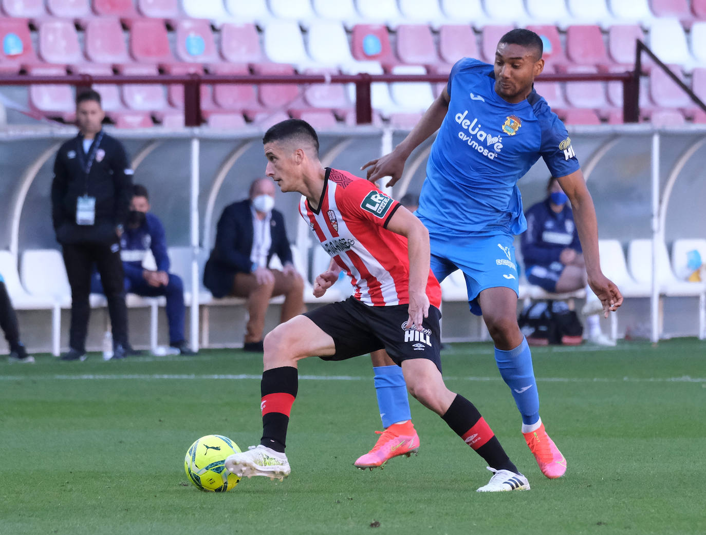 Fotos: Las imágenes de la victoria de la UD Logroñés sobre el Fuenlabrada
