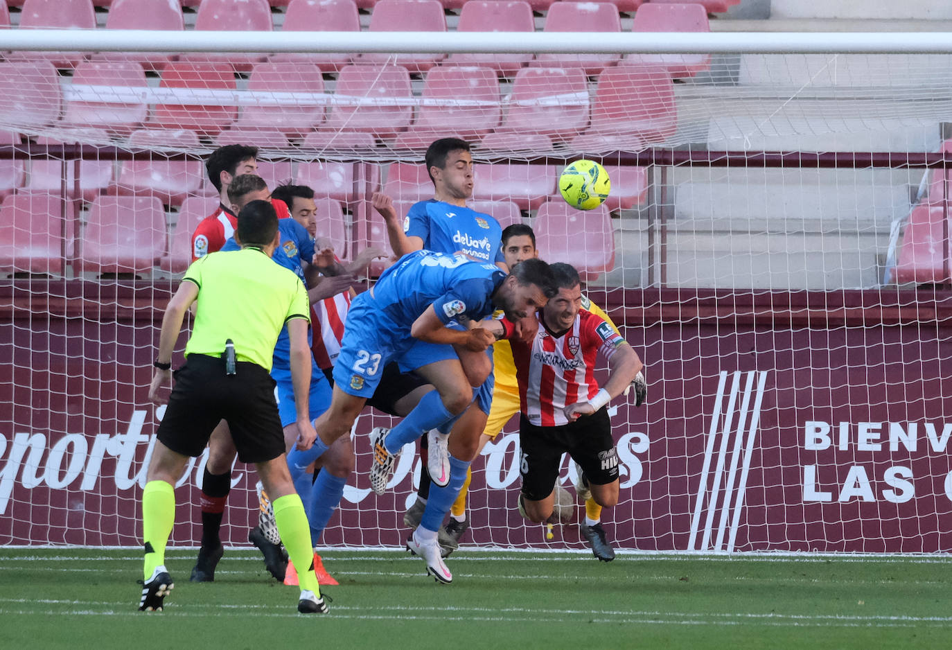 Fotos: Las imágenes de la victoria de la UD Logroñés sobre el Fuenlabrada