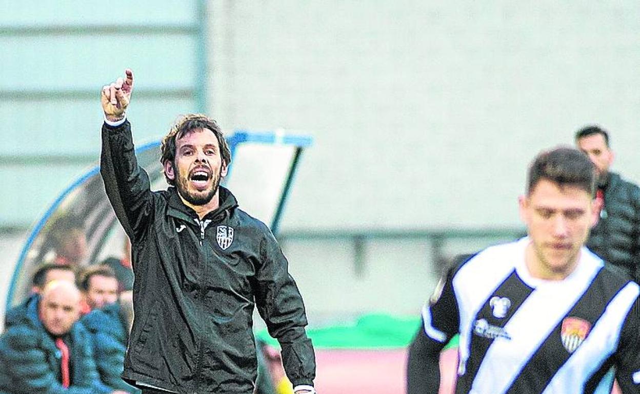 Un penalti priva al Haro del triunfo en Vitoria