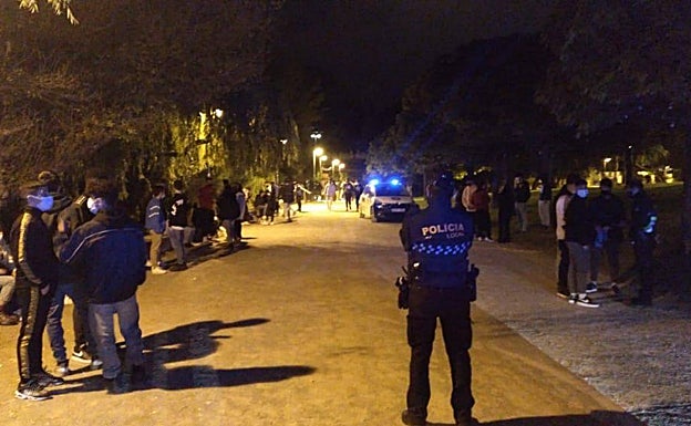 El PP critica que la modificación de la ordenanza que prohíbe el botellón en Logroño «no está siendo eficaz»