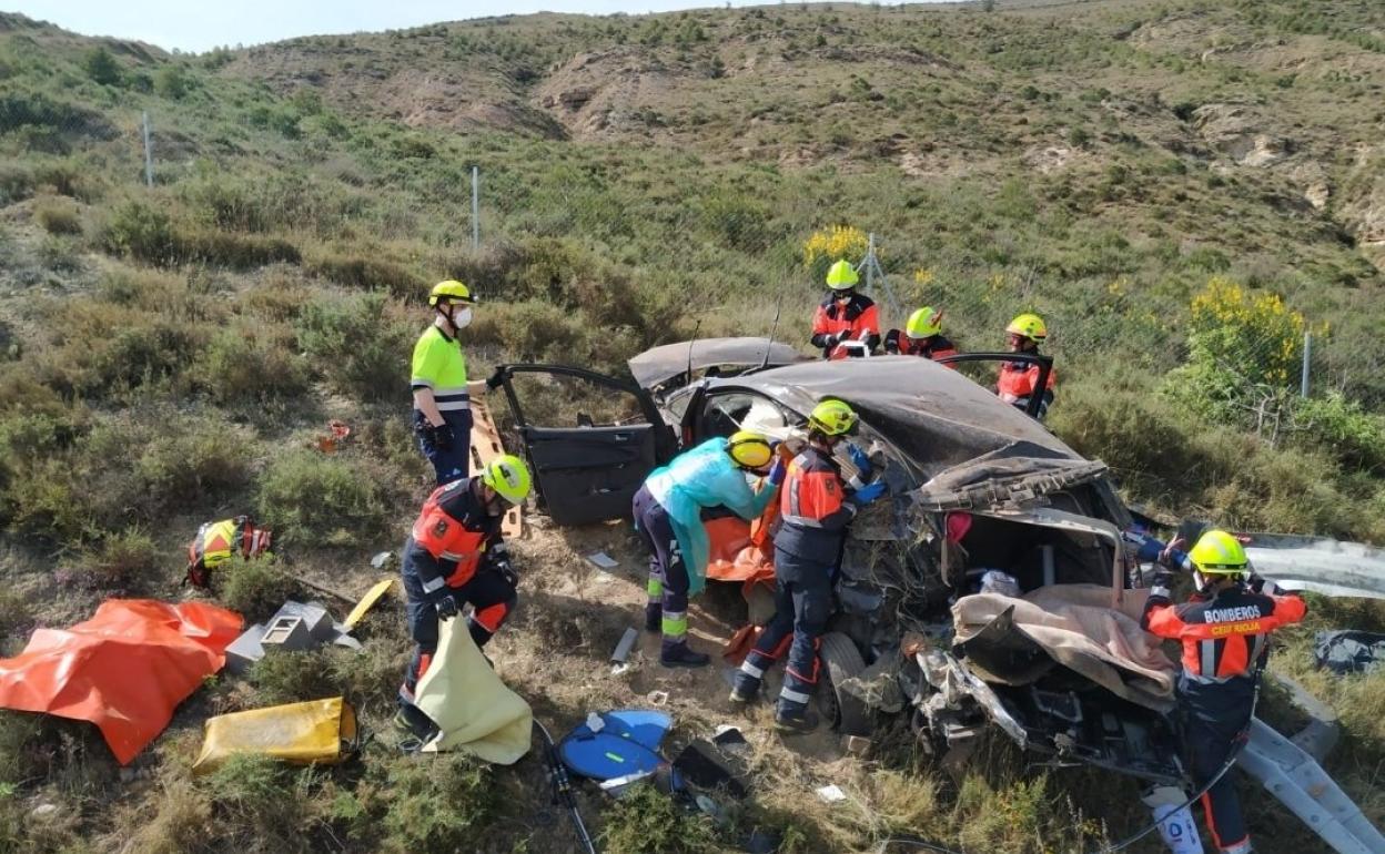 Herido un hombre de 48 años tras sufrir una salida de vía en la AP-68