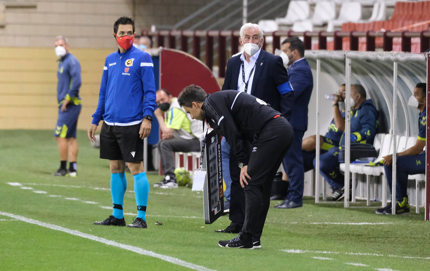 Fotos: Las imágenes de la tristeza de la UD Logroñés tras el descenso