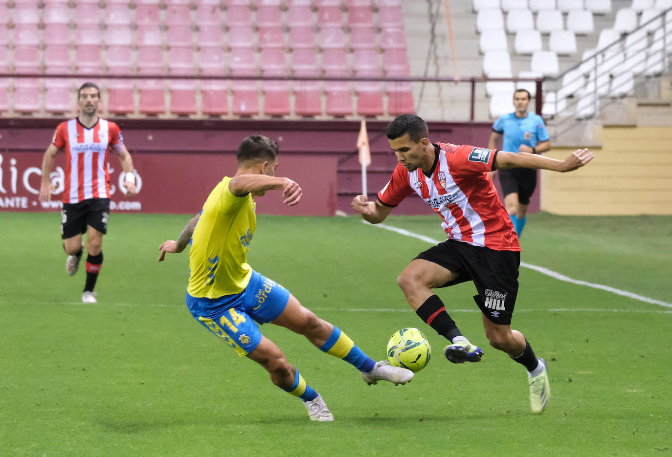 Fotos: Las imágenes de la tristeza de la UD Logroñés tras el descenso