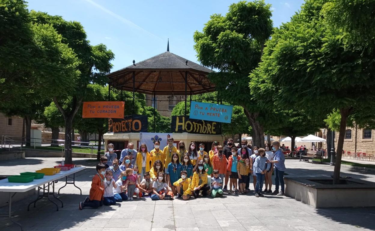 Una treintena de niños y niñas de Casalarreina y Cihuri participó en la actividad. 