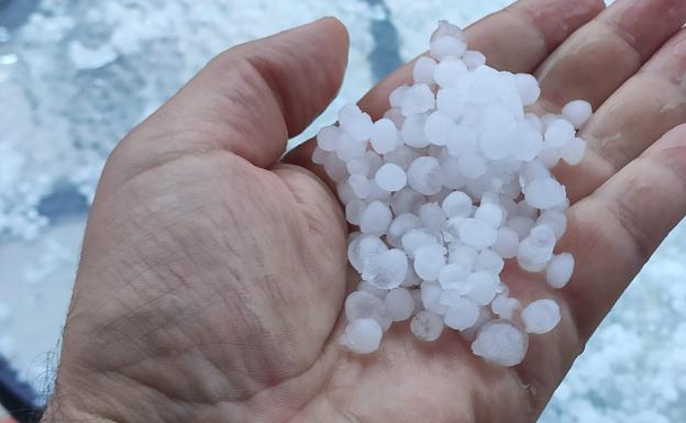 Granizo caído esta mañana en Santo Domingo