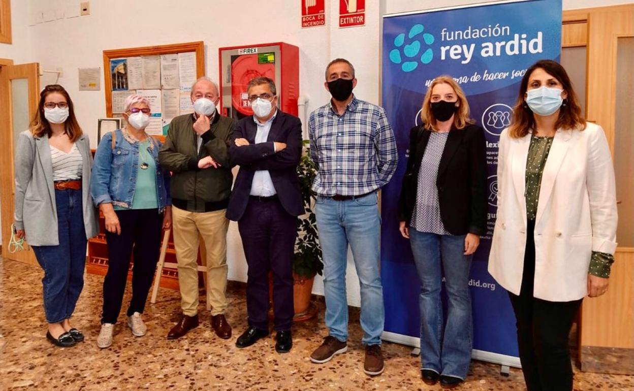 Una comitiva municipal acompañó al equipo de Rubio en las visitas. 