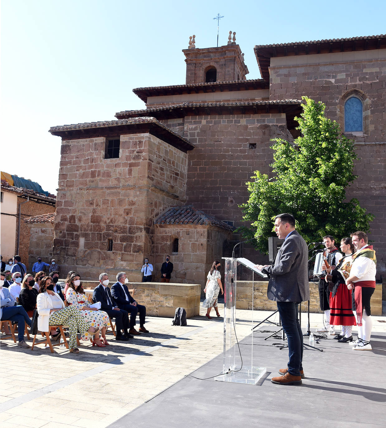 Fotos: El pregón del Día de La Rioja, en Santa Coloma