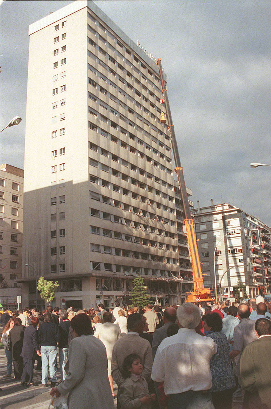 Fotos: Así fue el atentado de ETA en Logroño hace 20 años