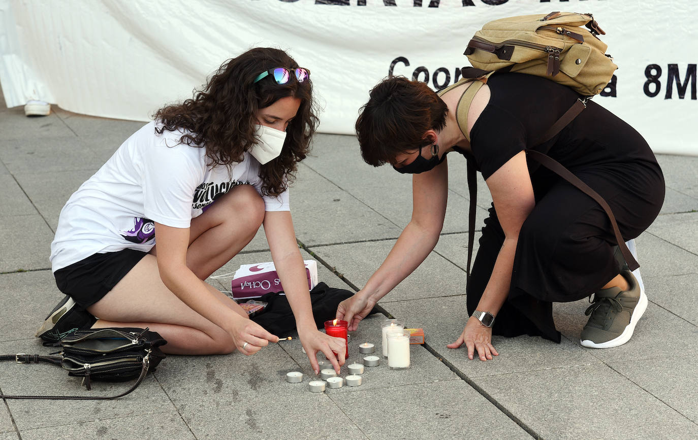 Fotos: Concentración en Logroño contra la violencia machista